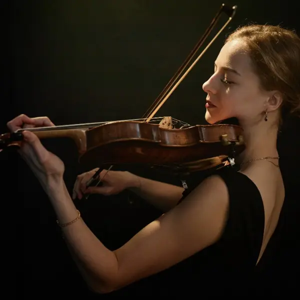 Solo performance bookings